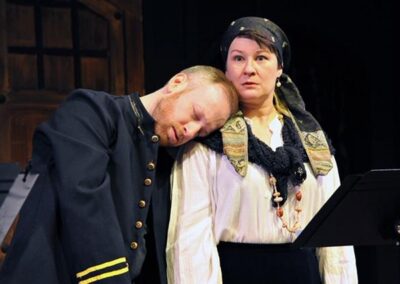 Acting Artifact 23 Brian Wakefield (Bluntschli) and Barbara Zahora (Catherine)_Arms and The Man_ShawChicago